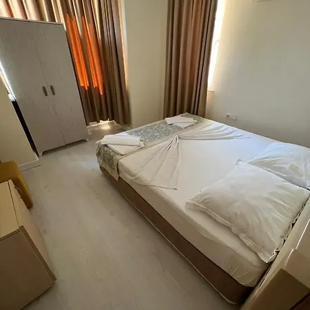 Papaya A-5 Apartamento Side